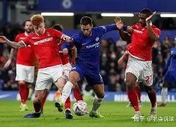 客场防守稳固有序，反击效率提升(客场防守稳固有序,反击效率提升的措施)