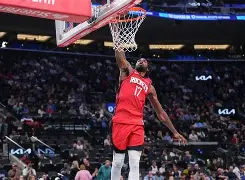 湖人NBA战胜休斯敦火箭詹姆斯关键三分(湖人nba战胜休斯敦火箭詹姆斯关键三分视频)